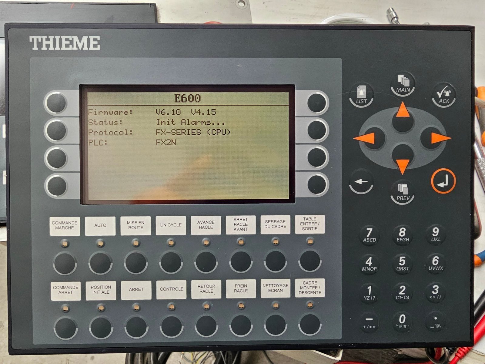 Thieme T 3000 E600 screen