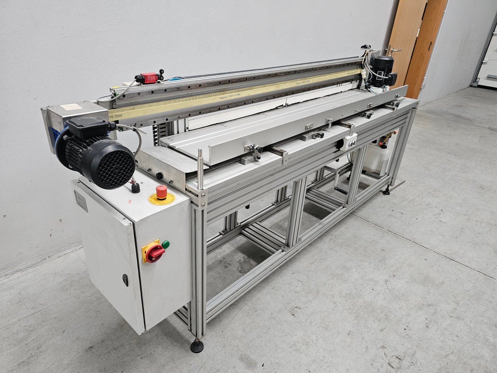 Máquina de afiar raclete ADCO Squeegee Cutter SC061